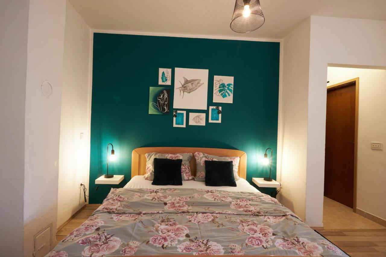 Apartment Green Porec Bagian luar foto