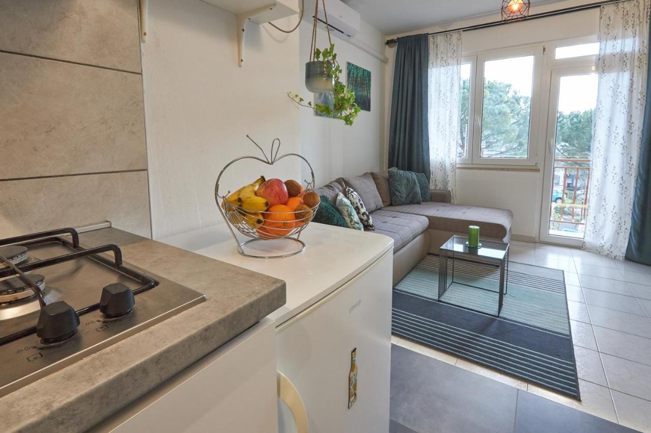 Apartment Green Porec Bagian luar foto